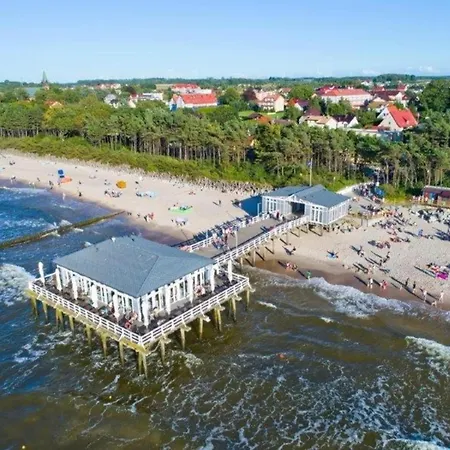 בית נופש Homes Close To The Seaside